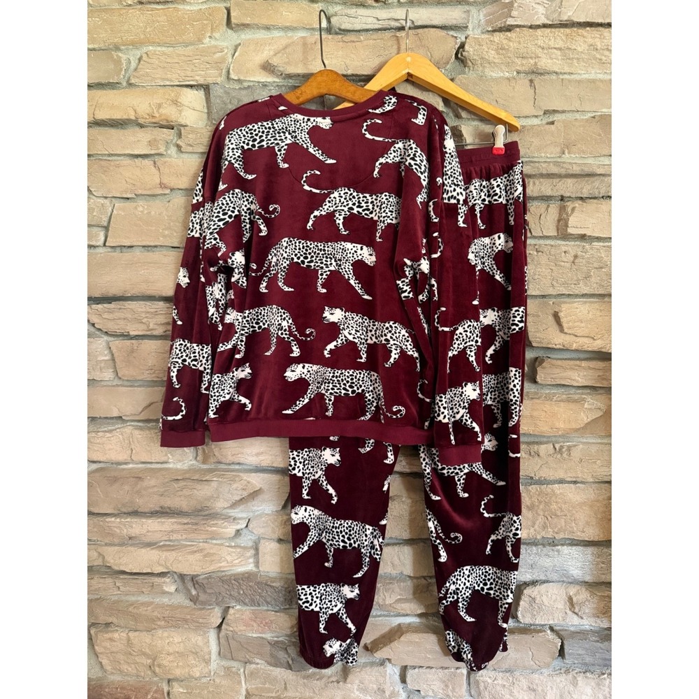 Room Service Womens Burgundy Leopard Print Velvet Pajama Set Velour Joggers L - Picture 4 of 16